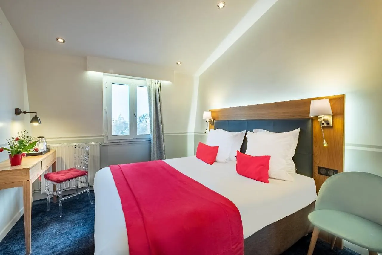 Eiffel Segur Отель 3*