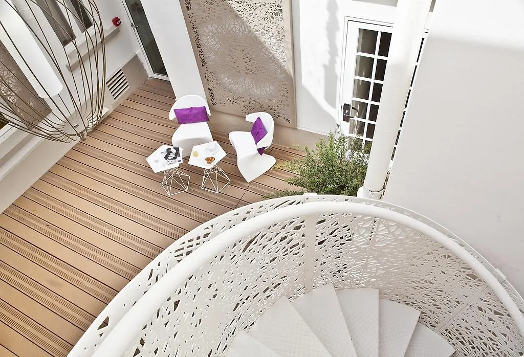 Eiffel Segur Hotel