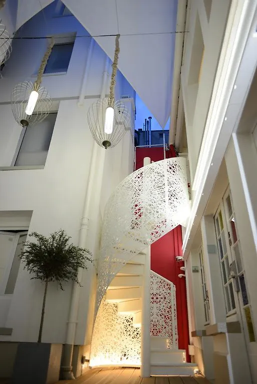 Hotel Eiffel Segur